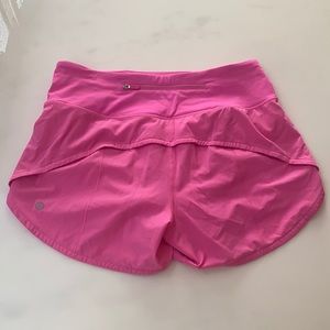 Lululemon size 4 shorts pink